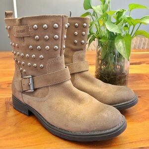 GEOX Genuine Leather Suede Studded Western Tan Punk Chunky Ankle Boots Booties.